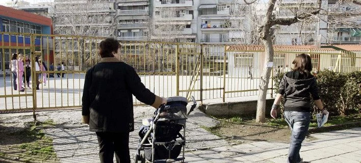 Θεσσαλονίκη: Μάθημα δίπλα σε… 41 τόνους αμίαντου έκαναν, τα τελευταία δέκα χρόνια, 700 μαθητές
